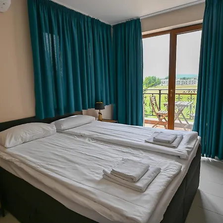 Apartament Summer Host Paradise Garden
